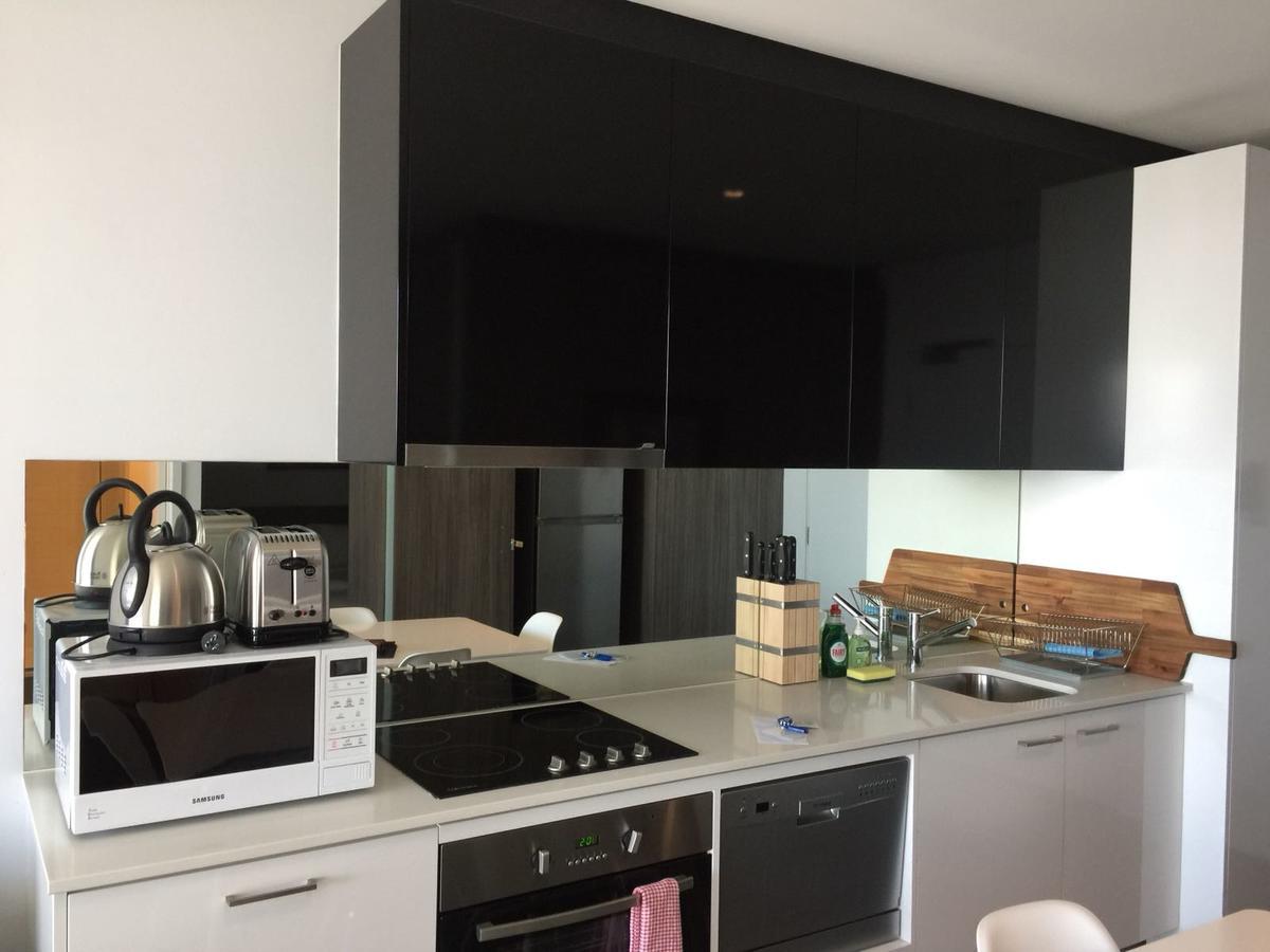 Readyset Apartments At Madison Melbourne Exterior photo
